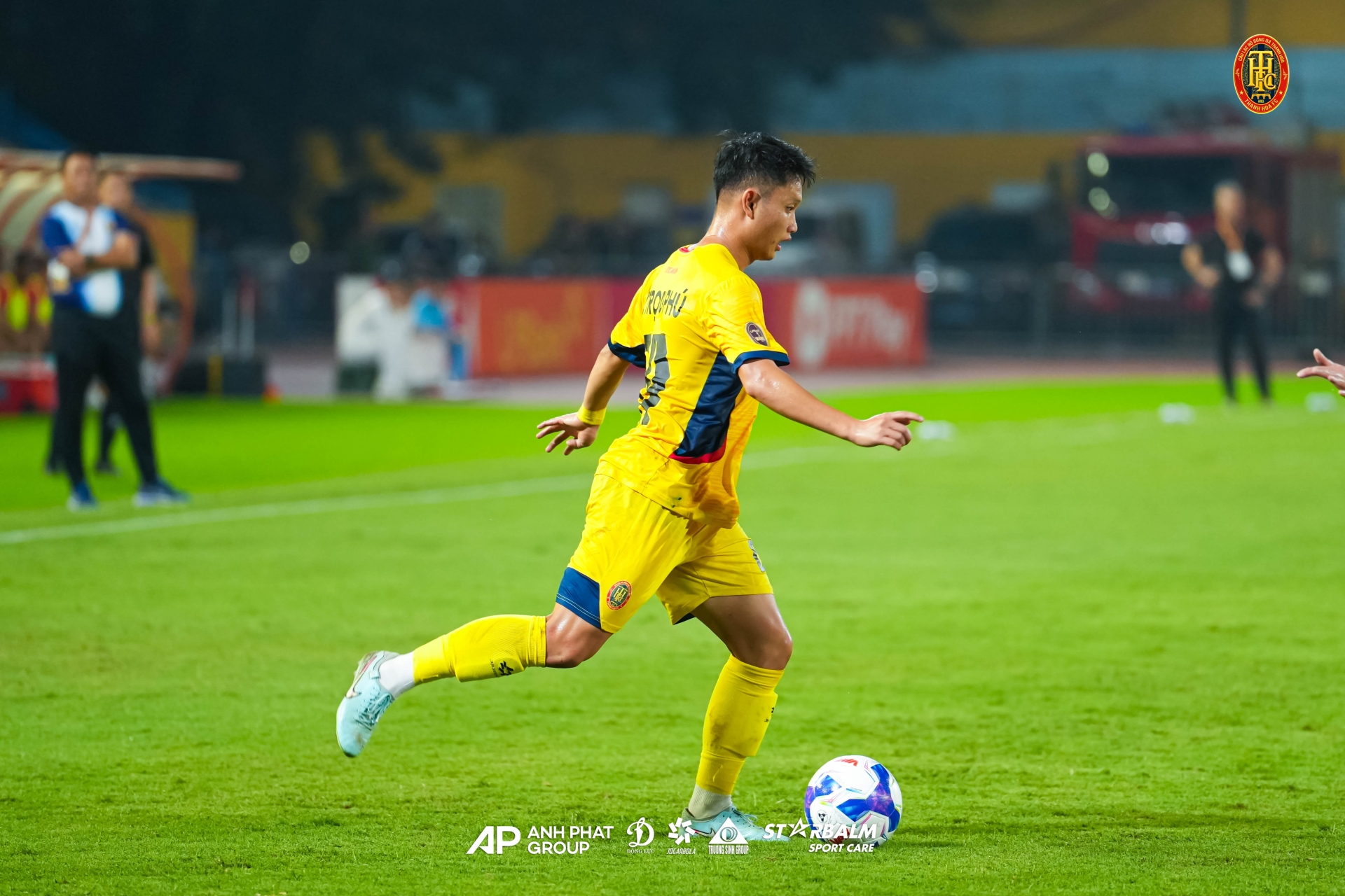MATCH PHOTOS | MỘT ĐIỂM SỐ, MỘT TINH THẦN CHIẾN ĐẤU CỦA ĐỘI BÓNG XỨ THANH!