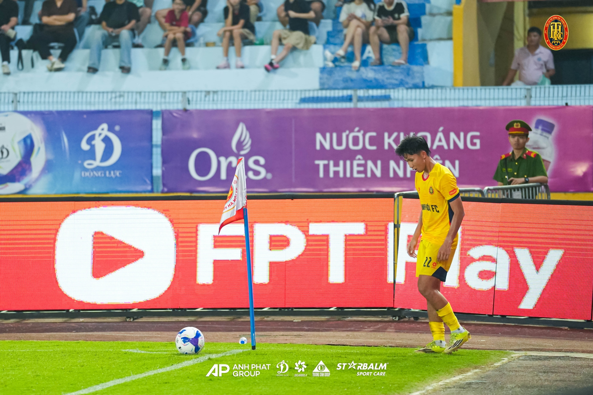 MATCH PHOTOS | MỘT ĐIỂM SỐ, MỘT TINH THẦN CHIẾN ĐẤU CỦA ĐỘI BÓNG XỨ THANH!