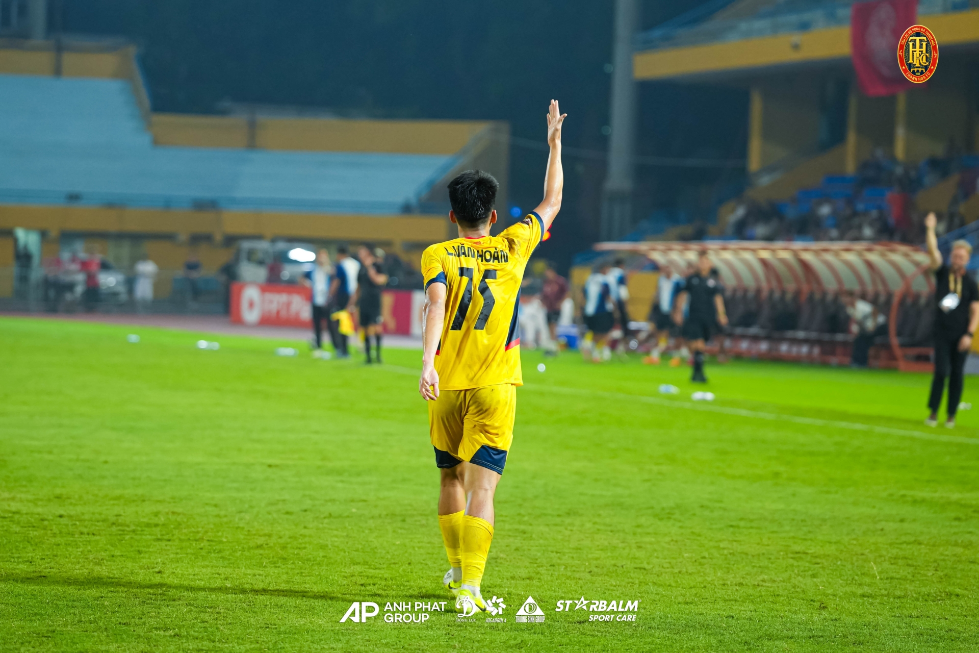 MATCH PHOTOS | MỘT ĐIỂM SỐ, MỘT TINH THẦN CHIẾN ĐẤU CỦA ĐỘI BÓNG XỨ THANH!