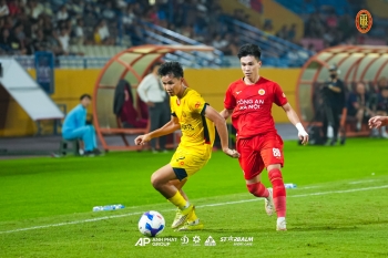 MATCH PHOTOS | MỘT ĐIỂM SỐ, MỘT TINH THẦN CHIẾN ĐẤU CỦA ĐỘI BÓNG XỨ THANH!