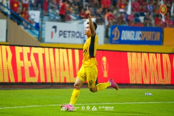 MATCH PHOTOS | MỘT ĐIỂM SỐ, MỘT TINH THẦN CHIẾN ĐẤU CỦA ĐỘI BÓNG XỨ THANH!
